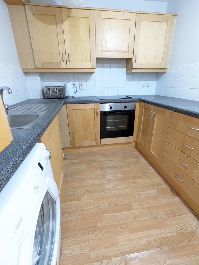 Best Location In Belfast! Free Parking Exterior photo